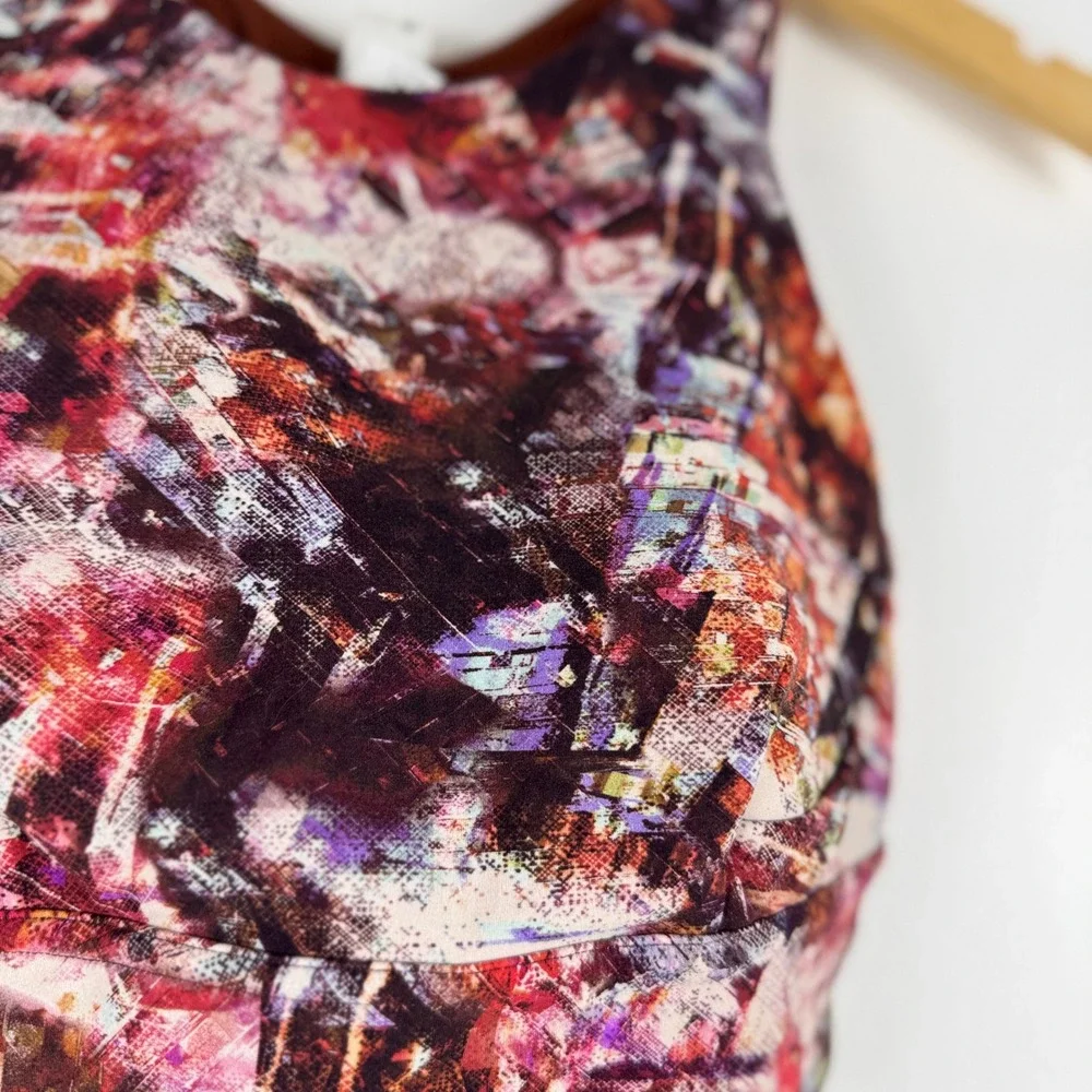 Lululemon Wunder Train Urbantricity Long Line Bra‎ Size 4 Abstract Print